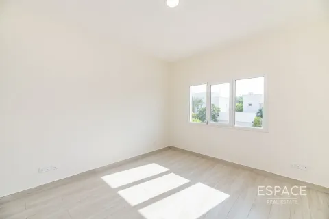 Vila u gradu Meadows, Dubai, UAE 4 spavaće sobe, 381 m2 Br. 661258 - Slika 12