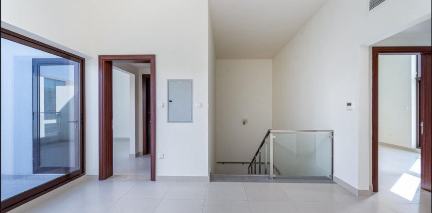 تاون هاوس في Meydan، دبي 4 غرفة نوم ، 291.3 متر مربع . ر قم 713585