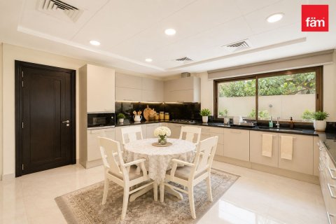 Vila di Meydan, Dubai, UEA 4 kamar tidur, 307.5 m2 nomor 713570 - foto 6