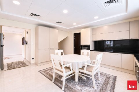 Vila di Meydan, Dubai, UEA 4 kamar tidur, 307.5 m2 nomor 713570 - foto 7