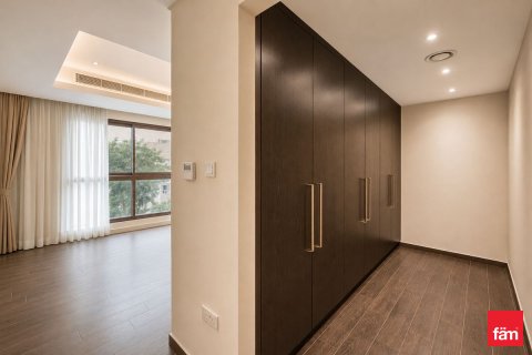 Vila di Meydan, Dubai, UEA 4 kamar tidur, 307.5 m2 nomor 713570 - foto 25