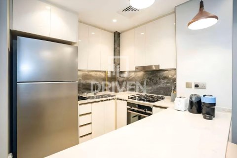 Apartmen di Business Bay, Dubai, UAE 2 bilik tidur, 117.89 meter persegi № 746497 - foto 13