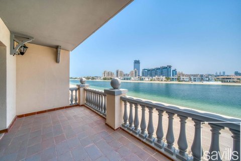 Villa uthyres i Palm Jumeirah, Dubai, UAE 4 sovrum, 622.64 kvm Nr. 747467 - fotografi 17