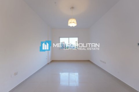 Apartment in Al Reef, Abu Dhabi, UAE 2 bedrooms, 112.1 sq.m. № 636835 - photo 8