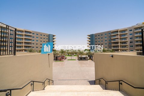 Apartment in Al Reef, Abu Dhabi, UAE 2 bedrooms, 112.1 sq.m. № 636835 - photo 19