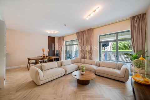 Lakás itt: The Views, Dubai, EAE, 2 hálószoba, 180.79016703 m², azonosító: 651295 - fénykép 3