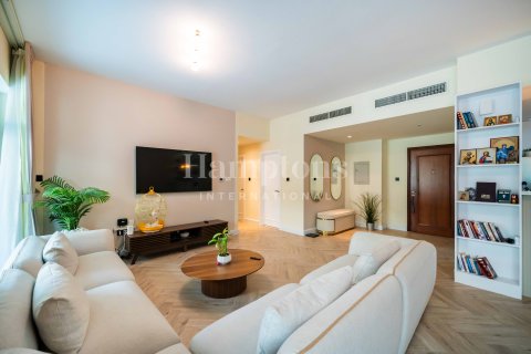 Lakás itt: The Views, Dubai, EAE, 2 hálószoba, 180.79016703 m², azonosító: 651295 - fénykép 21