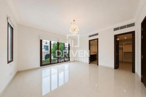 Villa til leie i Mirdif, Dubai, Emiratene 4 soverom, 418.99 kvm Nr. 757309 - Foto 18
