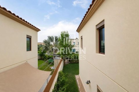 Villa til leie i Mirdif, Dubai, Emiratene 4 soverom, 418.99 kvm Nr. 757309 - Foto 23