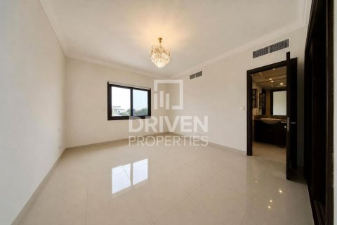 Villa til leie i Mirdif, Dubai, Emiratene 4 soverom, 418.99 kvm Nr. 757309 - Foto 14