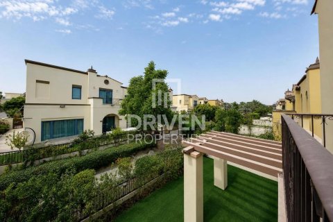 Villa til leie i Mirdif, Dubai, Emiratene 4 soverom, 418.99 kvm Nr. 757309 - Foto 25