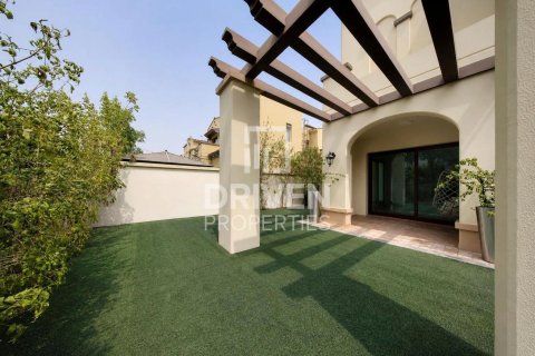 Villa til leie i Mirdif, Dubai, Emiratene 4 soverom, 418.99 kvm Nr. 757309 - Foto 28