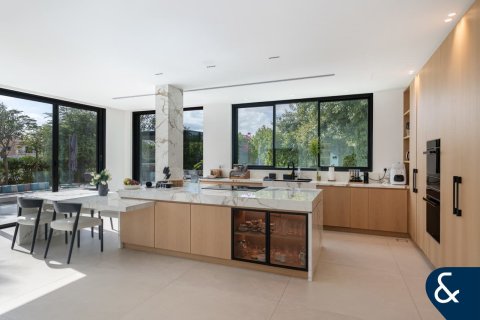 Jumeirah Islands, Dubai, संयुक्त अरब अमीरात में विला, 5 बेडरूम, 576 वर्ग मीटर, संख्या 697991 - फ़ोटो 9