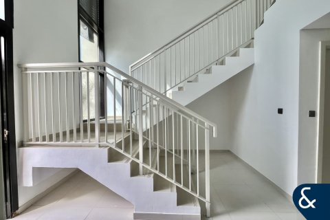 Adosado en venta en DAMAC Hills (Akoya by DAMAC), Dubai, EAU 3 dormitorios, 209 m2 № 697988 - foto 6