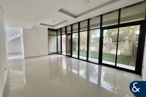 Adosado en venta en DAMAC Hills (Akoya by DAMAC), Dubai, EAU 3 dormitorios, 209 m2 № 697988 - foto 3