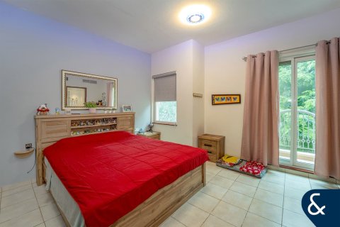 Kamienica na sprzedaż w Dubai Sports City, Dubai, ZEA 4 sypialnie, 247 mkw., nr 697989 - zdjęcie 13