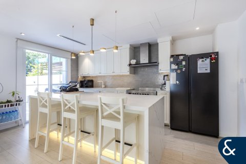 Arabian Ranches, Dubai, संयुक्त अरब अमीरात में विला, 4 बेडरूम, 226 वर्ग मीटर, संख्या 697990 - फ़ोटो 4