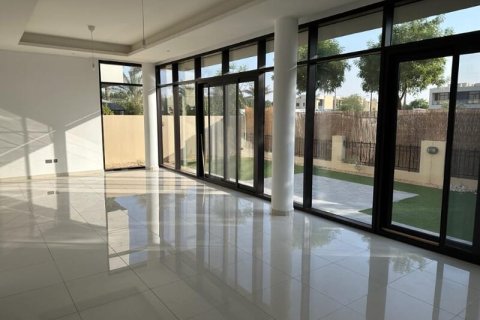 Villa til leje i DAMAC Hills (Akoya by DAMAC), Dubai, UAE 5 soveværelser, 450 kvm № 740622 - foto 5