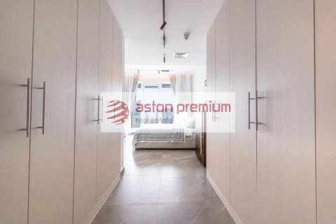 Leilighet til leie i Jumeirah Lake Towers, Dubai, Emiratene 1 soverom, 79 kvm Nr. 740618 - Foto 22