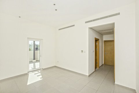 טאונהאוס להשכרה ב Al Furjan, Dubai, איחוד האמירויות 3 חדרי שינה, 301 מ"ר, מספר 740624 - תמונה 7
