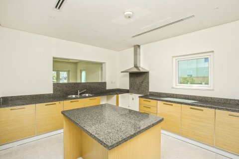 טאונהאוס להשכרה ב Al Furjan, Dubai, איחוד האמירויות 3 חדרי שינה, 301 מ"ר, מספר 740624 - תמונה 2