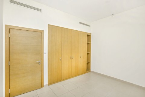 טאונהאוס להשכרה ב Al Furjan, Dubai, איחוד האמירויות 3 חדרי שינה, 301 מ"ר, מספר 740624 - תמונה 17