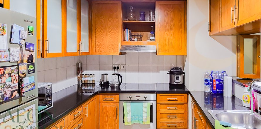 Wohnung in The Views, Dubai, VAE: 2 Schlafzimmer, 109 m2 Nr. 648925