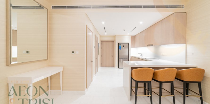 Квартира в THE PALM TOWER в Пальма Джумейра, Дубай, ОАЕ 1 спальня, 98м2 № 648926