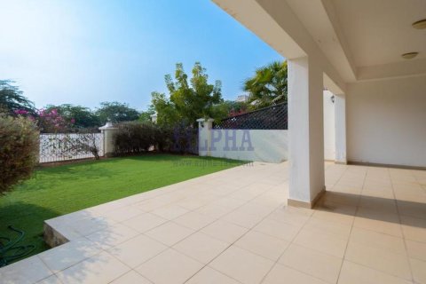 Al Hamra Village, Ras Al Khaimah, UAE의 판매용 타운하우스 침실 4개, 255.5제곱미터 번호 709454 - 사진 6