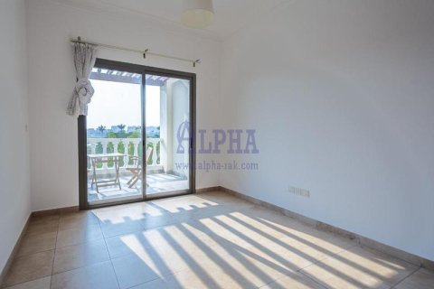 Al Hamra Village, Ras Al Khaimah, UAE의 판매용 타운하우스 침실 4개, 255.5제곱미터 번호 709454 - 사진 10