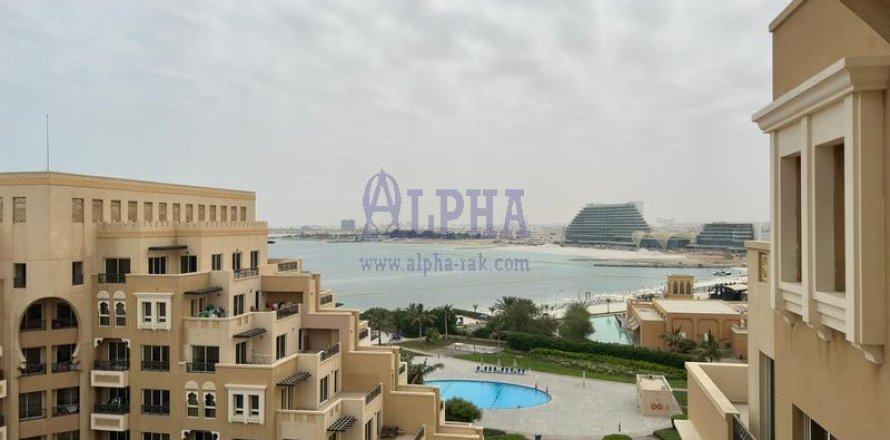 Apartment in Al Marjan Island, Ras Al Khaimah, UAE 2 bedrooms, 187 sq.m. № 709452