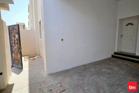 Üürile anda villa asukohaga Deira, Dubai, AÜE: 3 magamistoaga, 233.1 m² Nr 660495 - pilt 14