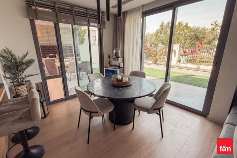 Városi lakóépület itt: Dubai, EAE, 4 hálószoba, 257.3 m², azonosító: 696822 - fénykép 5