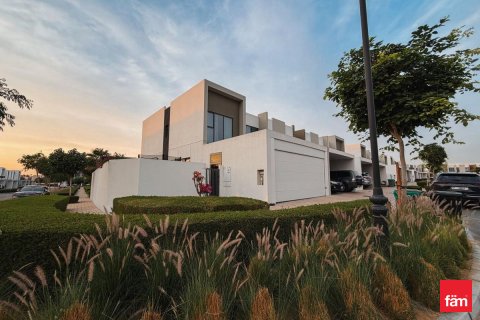 Városi lakóépület itt: Dubai, EAE, 4 hálószoba, 257.3 m², azonosító: 696822 - fénykép 8