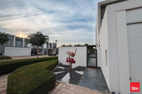 Városi lakóépület itt: Dubai, EAE, 4 hálószoba, 257.3 m², azonosító: 696822 - fénykép 11