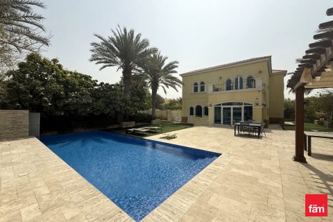 Vila v Dubai, SAE 3 ložnice, 807 m² Č.: 631708 - fotografie 1