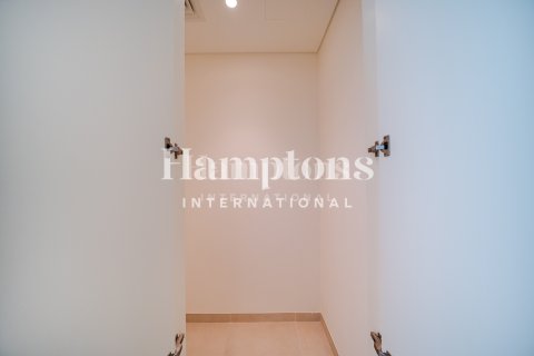 Radhus uthyres i Jumeirah Village Triangle, Dubai, UAE 4 sovrum, 257.51968376 kvm Nr. 687921 - fotografi 7