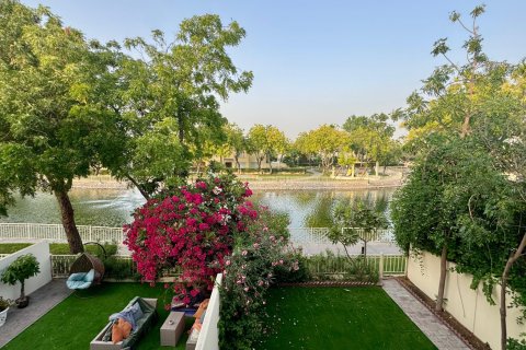 Villa en venta en Al Wasl, Dubai, EAU 2 dormitorios, 172 m2 № 709742 - foto 13