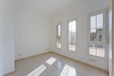Villa en venta en Al Wasl, Dubai, EAU 2 dormitorios, 172 m2 № 709742 - foto 11
