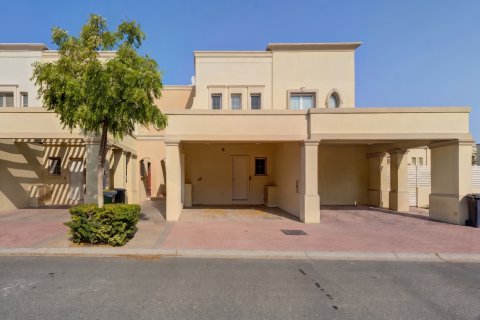 Villa en venta en Al Wasl, Dubai, EAU 2 dormitorios, 172 m2 № 709742 - foto 14