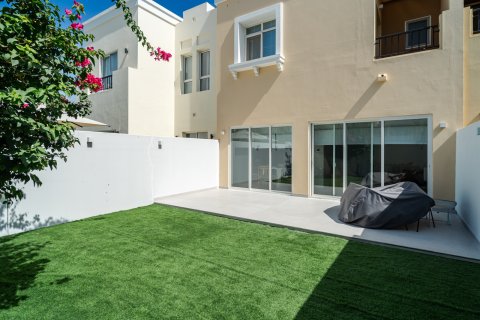 Kuća u nizu u Dubai, UAE 157 m2, 2 spavaćih soba Br. 709739