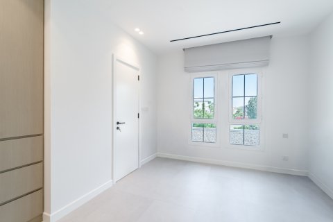 Villetta a schiera in vendita a Dubai, EAU 2 camere da letto, 157 mq. № 709739 - foto 11