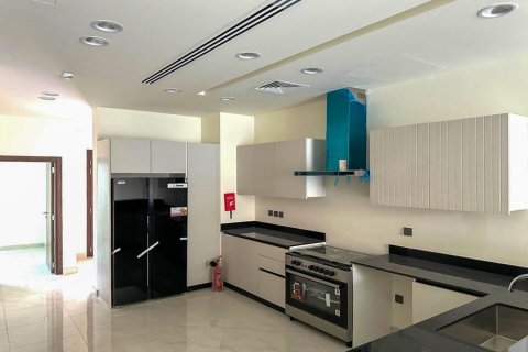 Villa in vendita a Dubai, EAU 4 camere da letto, 259 mq. № 735969 - foto 4