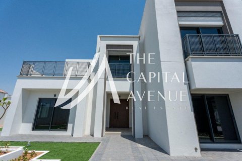 Vila di Al Shamkha, Abu Dhabi, UAE 5 bilik tidur, 507.81 meter persegi № 762828 - foto 1