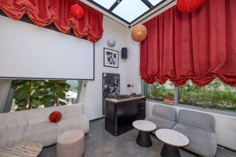 Magazin de vânzare în Dubai Land, Dubai, EAU 208 mp.  №703308 - poză 4