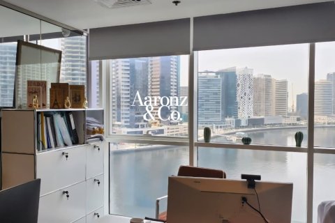 Office in Business Bay, Dubai, UAE 83 sq.m. № 703397 - photo 2