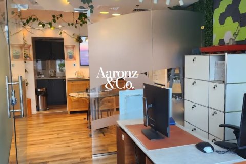 Office in Business Bay, Dubai, UAE 83 sq.m. № 703397 - photo 3