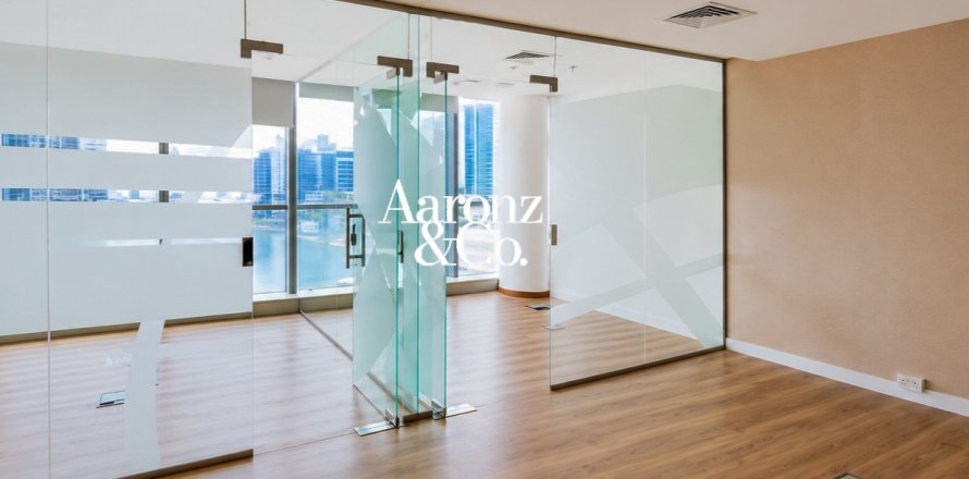 Office i Business Bay, Dubai, UAE 83 kvm № 703397