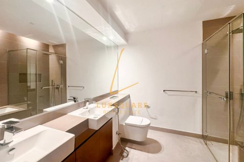 Снять в аренду квартиру в Аль-Васл, Дубай, ОАЭ 3 спальни, 215м2, № 738747 - фото 22