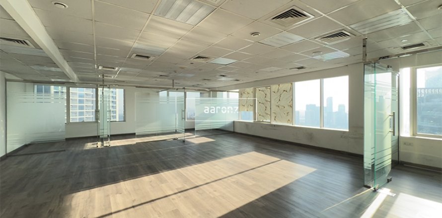 Toimisto Business Bay, Dubai, Arabiemiraatit 135.1 m2 № 642412